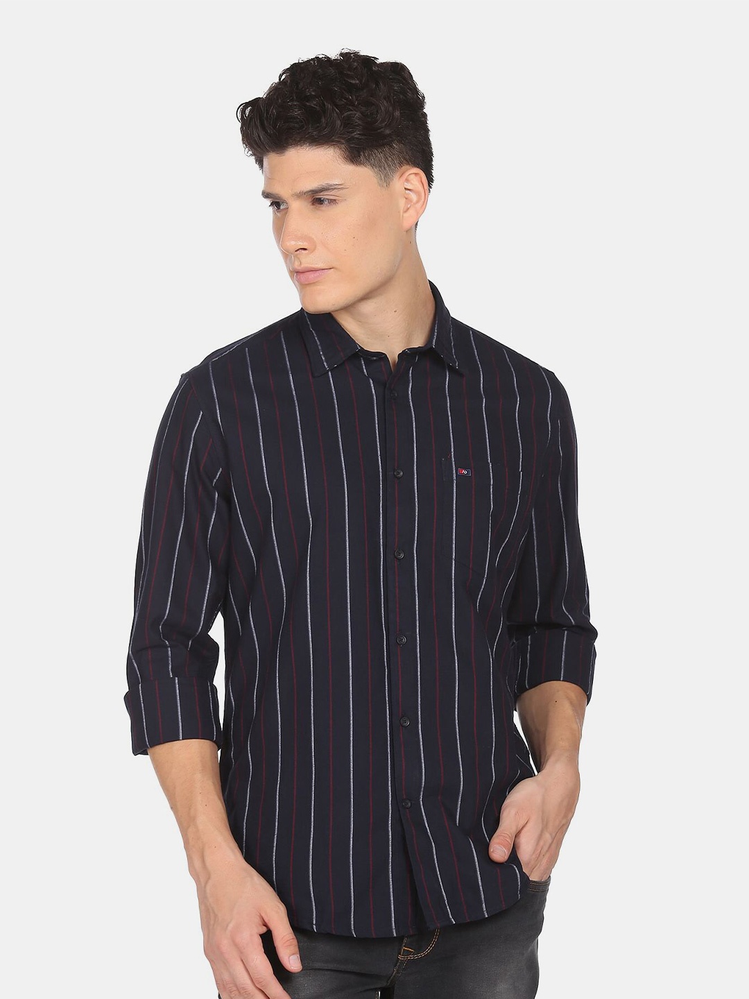 

AD By Arvind Men Navy Blue Cotton Slim Fit Striped Casual Shirt