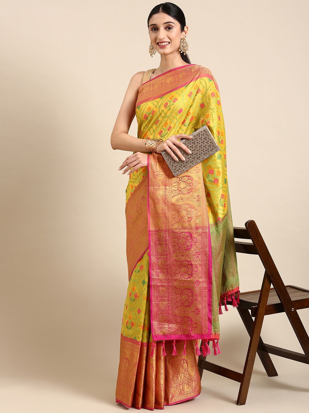 

MARGI DESIGNERS Woven Design Zari Art Silk Patola Saree, Green