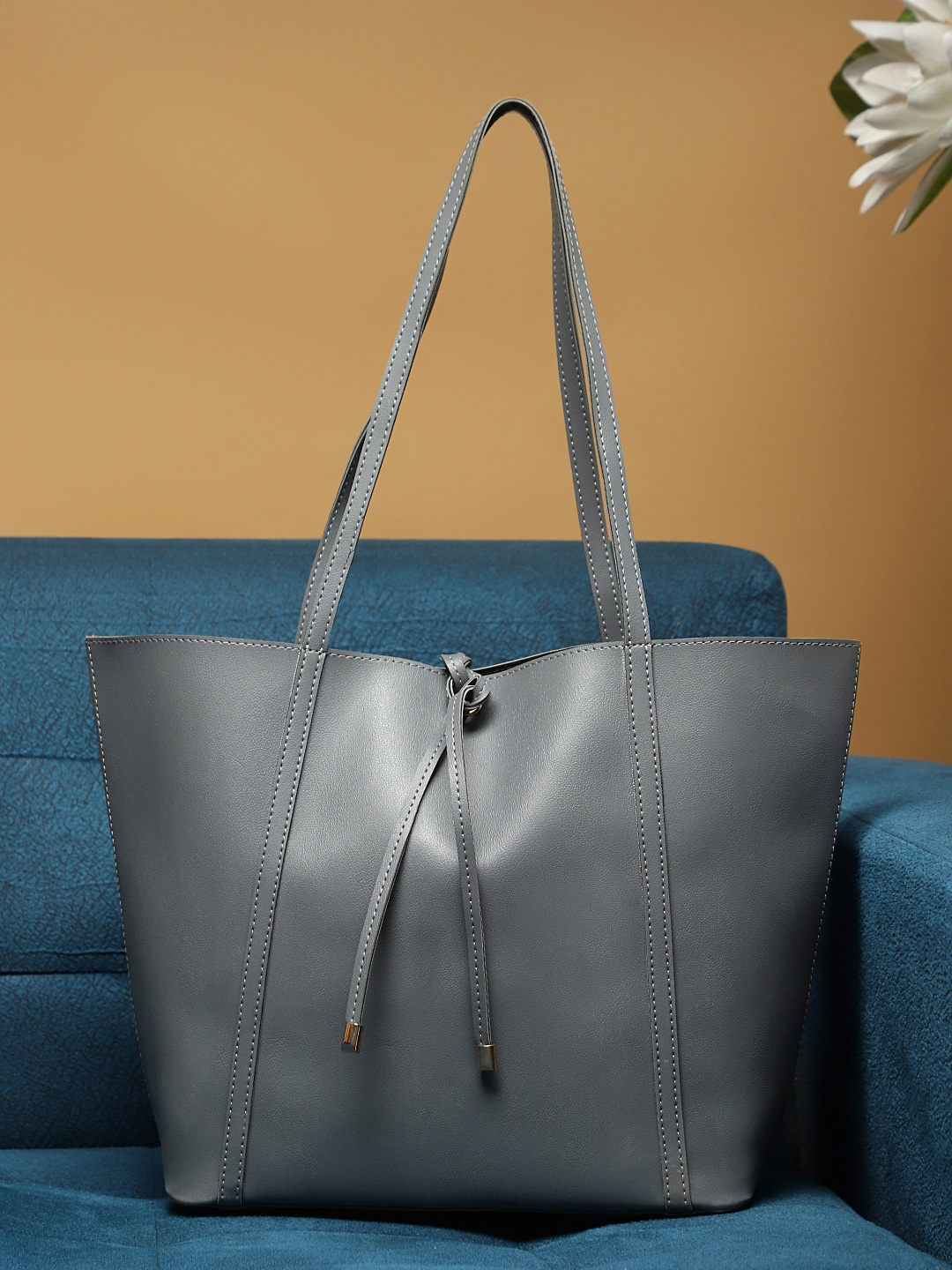 

LEGAL BRIBE Grey PU Oversized Structured Shoulder Bag with Tasselled