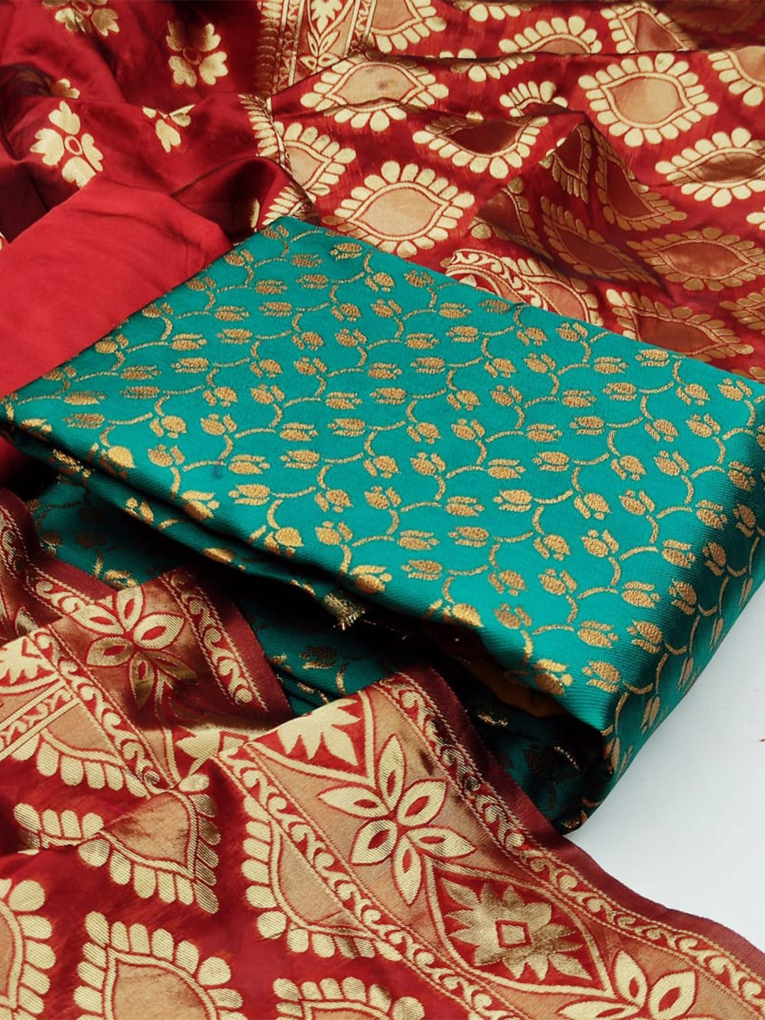

MORLY Banarasi Jacquard Dupion Silk Unstitched Dress Material, Green