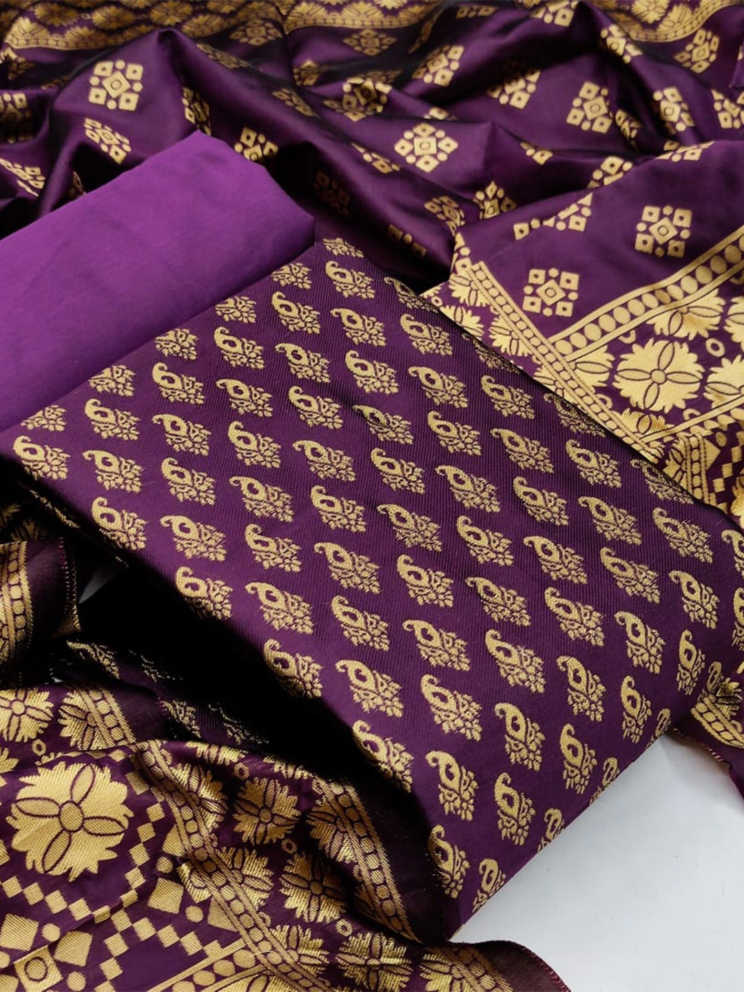 

MORLY Banarasi Jacquard Dupion Silk Unstitched Dress Material, Purple