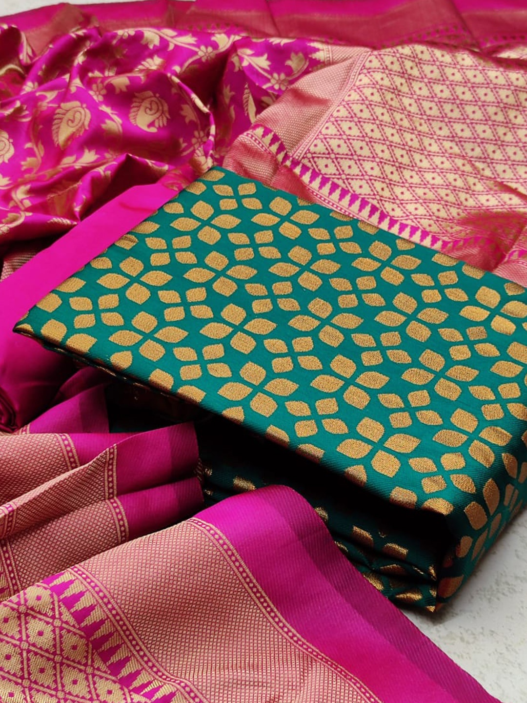

MORLY Banarasi Jacquard Dupion Silk Unstitched Dress Material, Green