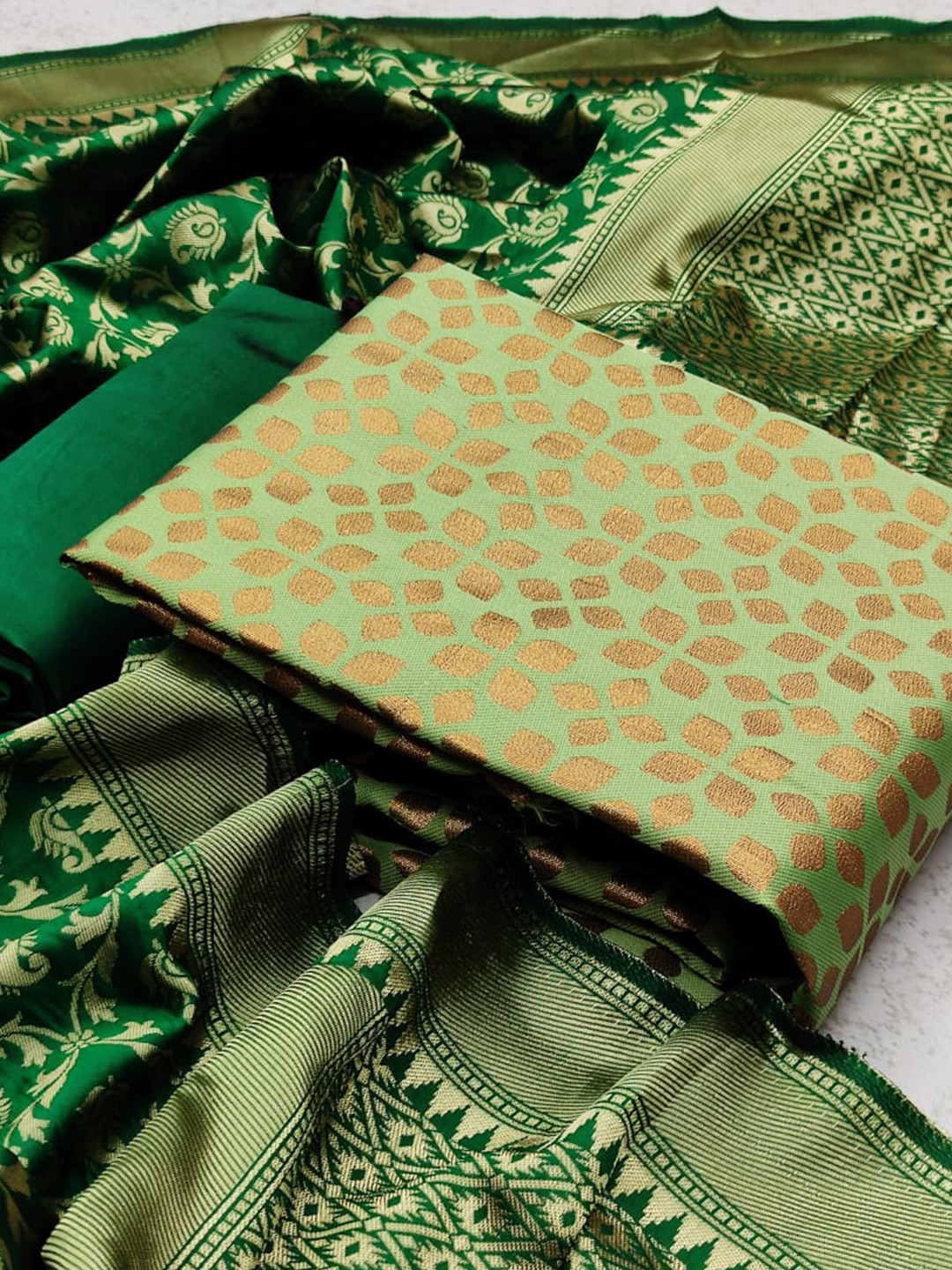 

MORLY Banarasi Jacquard Dupion Silk Unstitched Dress Material, Green