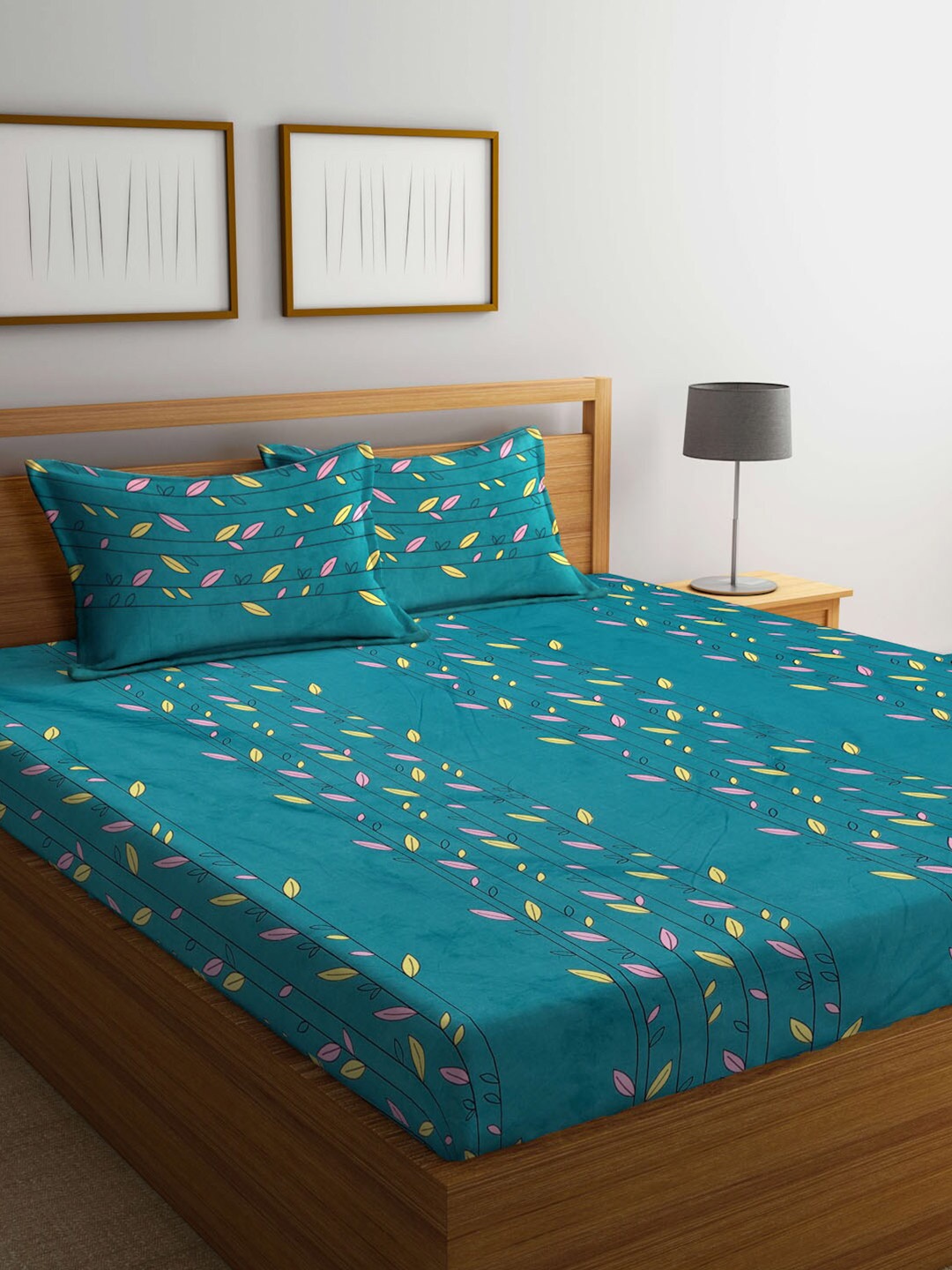 

KLOTTHE Floral Printed 300 TC King Bedsheet with 2 Pillow Covers, Teal