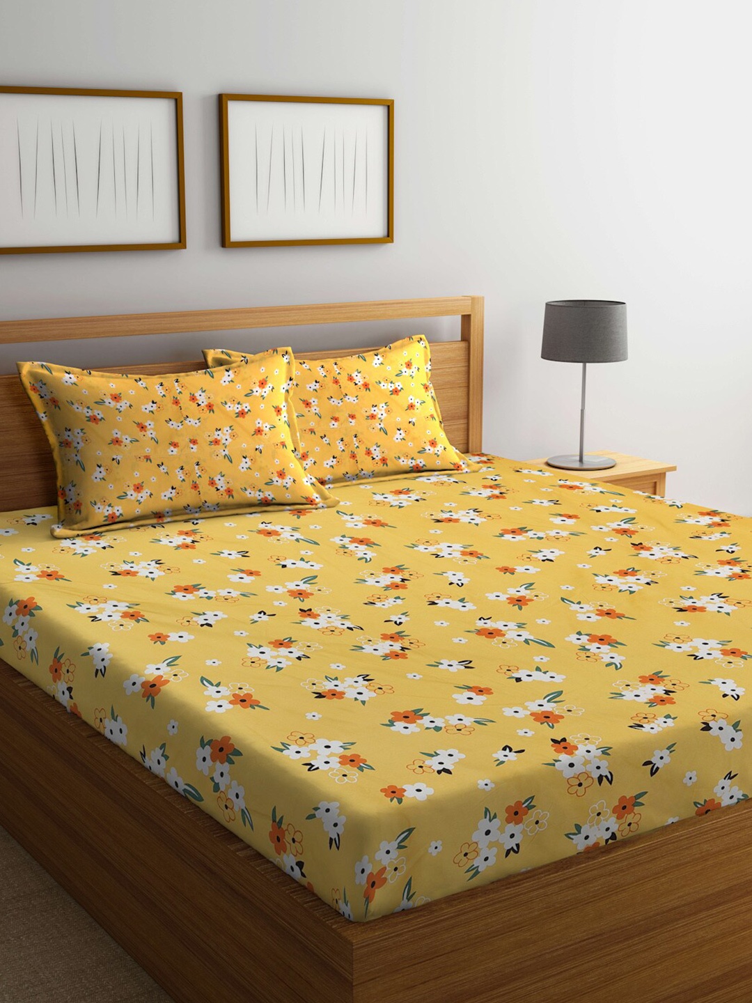 

KLOTTHE Yellow & White Floral Printed 300 TC King Bedsheet with 2 Pillow Covers