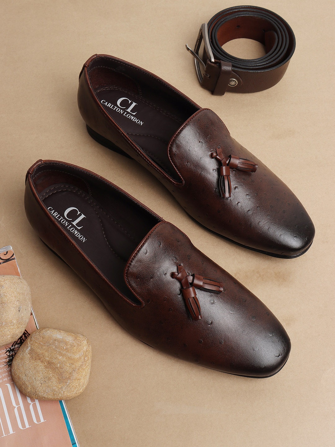 

Carlton London Men Slip-On Sneakers, Brown