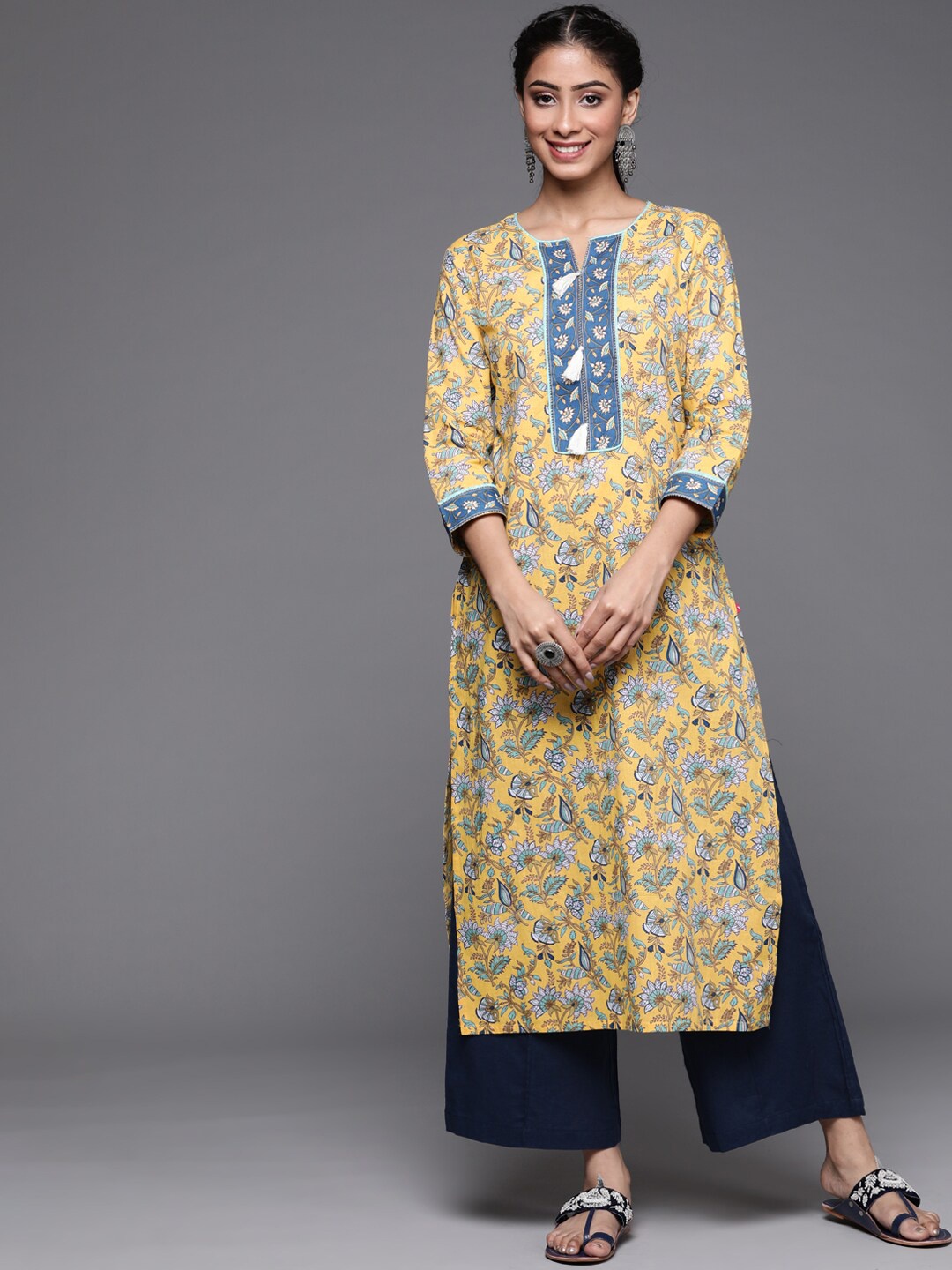 

KSUT Women Floral Printed Floral Cotton Kurta, Yellow