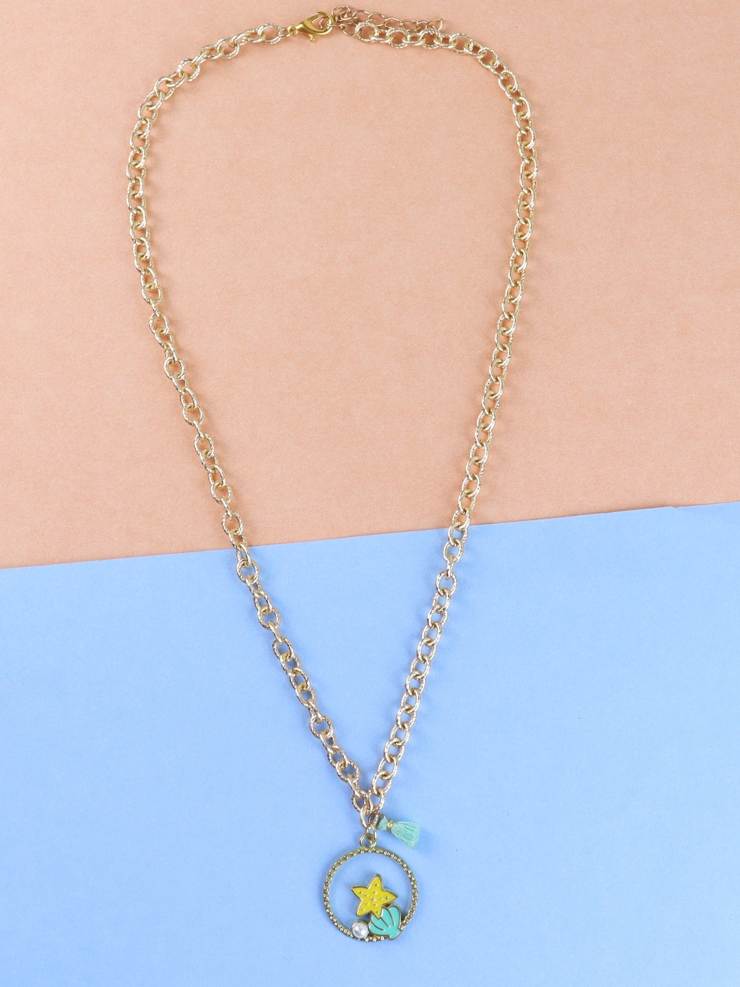 

Asthetika Kids Girls Gold-Toned & Yellow Gold-Plated Chain