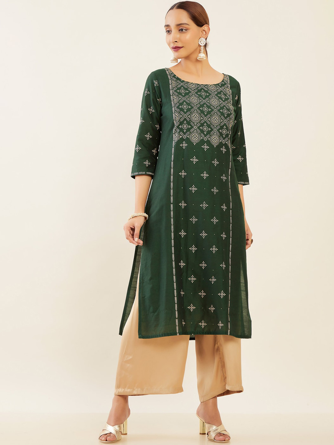 

Maybell Women Ethnic Motifs Printed Silk Kurta, Green
