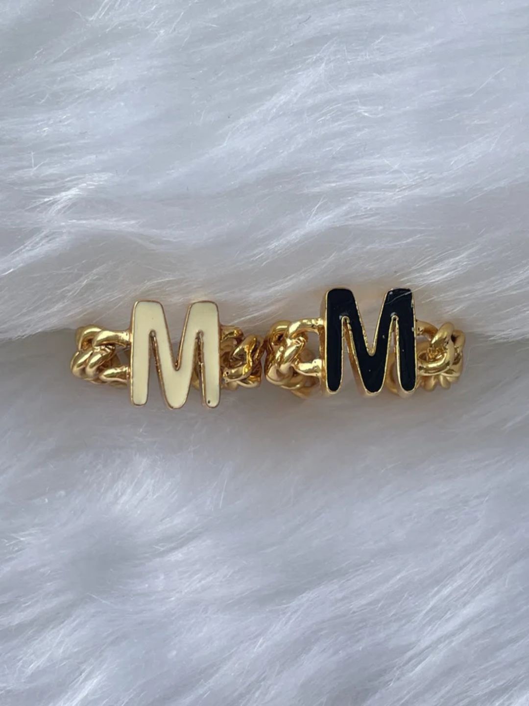 

MNSH Set Of 2 Gold-Plated White & Black Enamel Adjustable Finger Ring