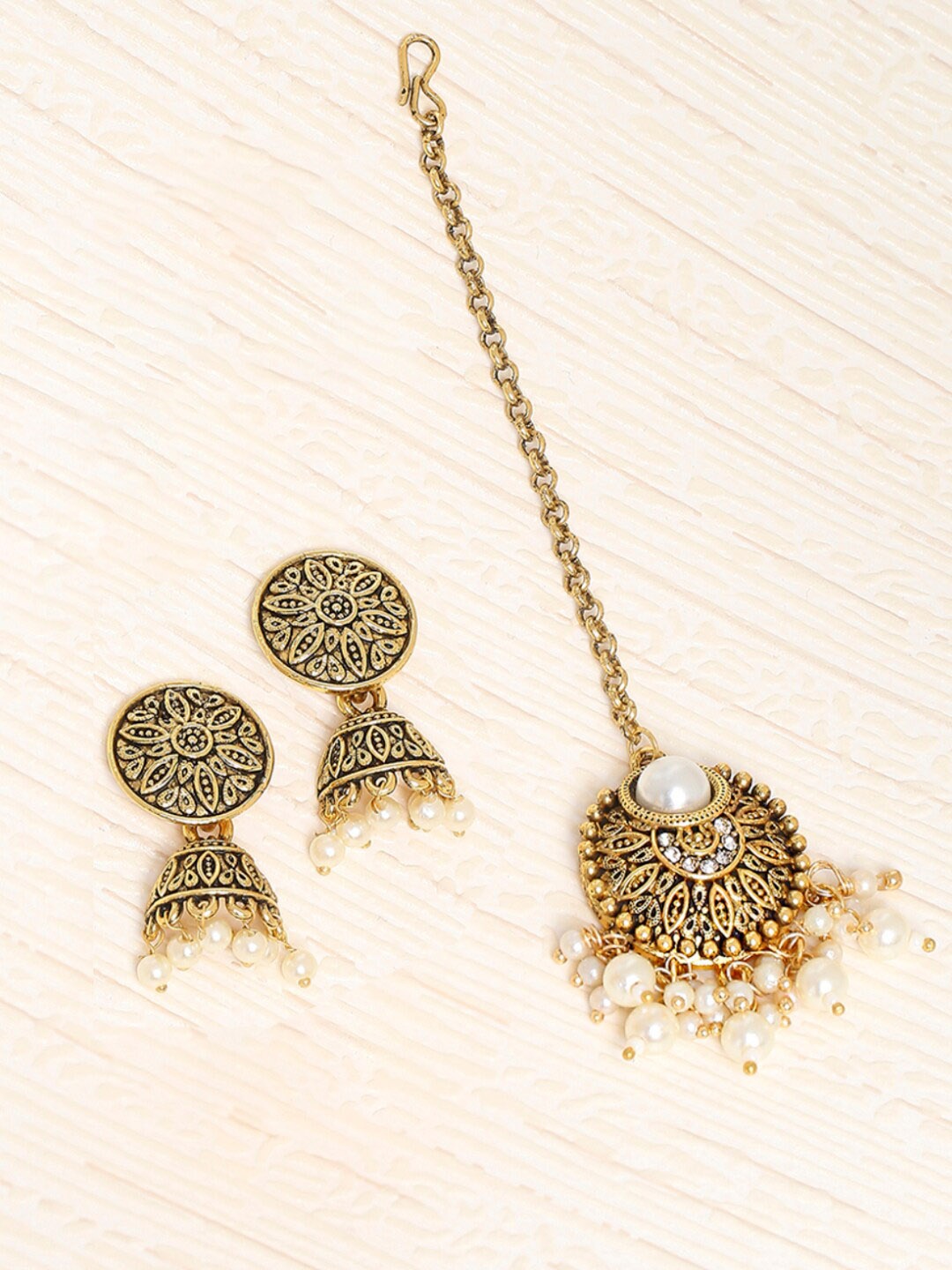 

OOMPH Antique Gold-Plated Oxidized Stone-Studded & Pearl Beaded Jewellery Set
