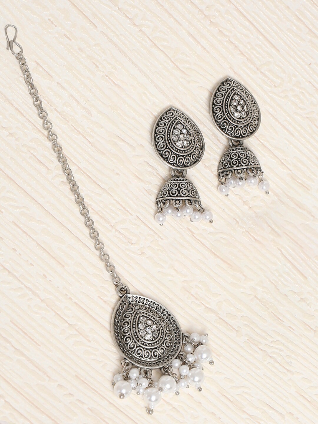 

OOMPH Silver-Plated Stone-Studded & Beaded Jewellery Set