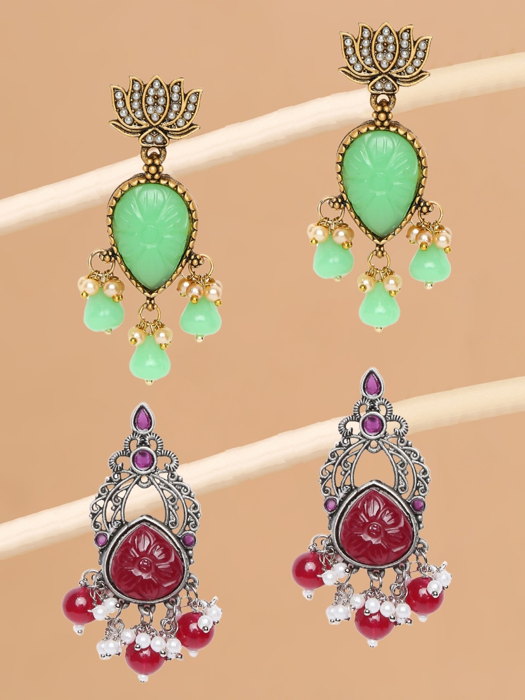 

OOMPH Maroon & Green Set Of 2 Floral Drop Earrings