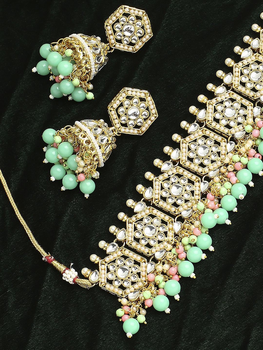

OOMPH Gold-Toned Kundan Studded & Beaded Jewellery Set