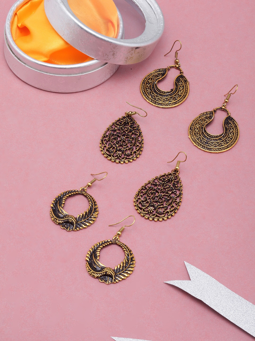 

DIVA WALK Gold-Toned Set of 3 Teardrop Shaped Hoop Earrings
