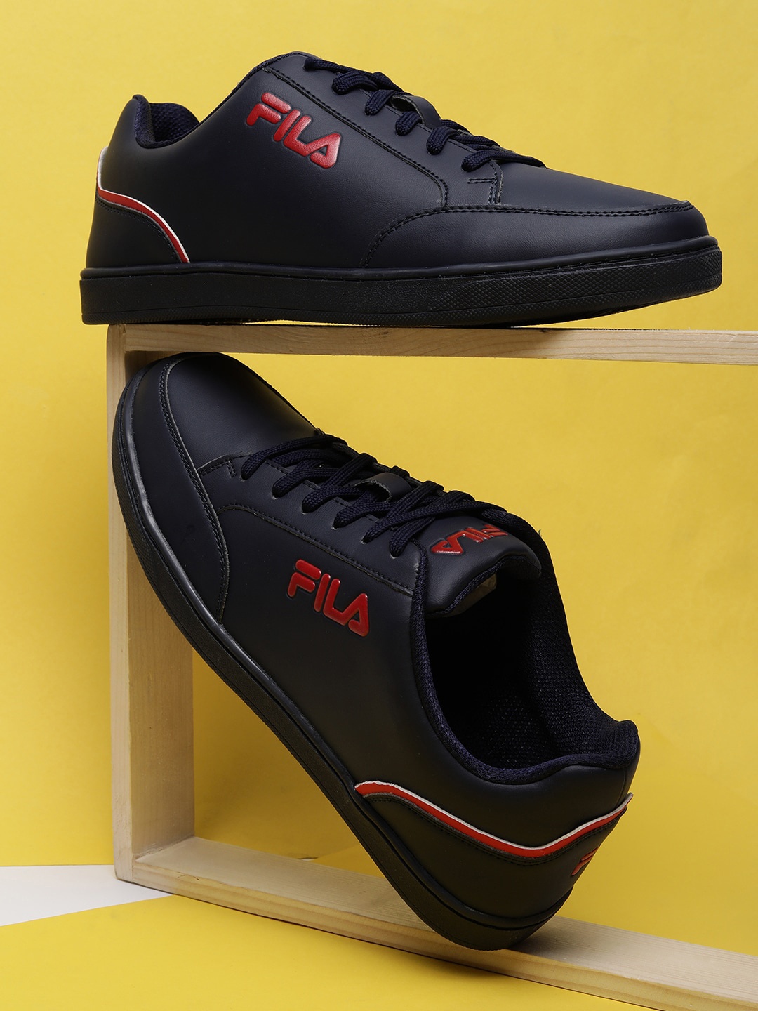 

FILA Men PIERRE PLUS Everyday Sneakers, Blue