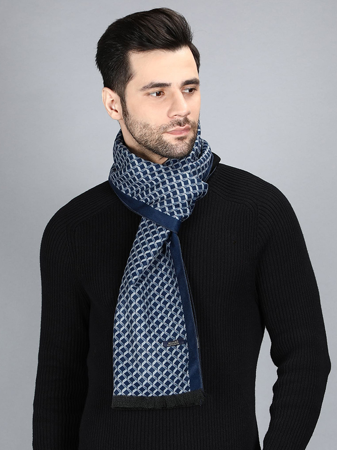 

Alvaro Castagnino Men Blue & grey Geometric Printed Merino Wool Muffler