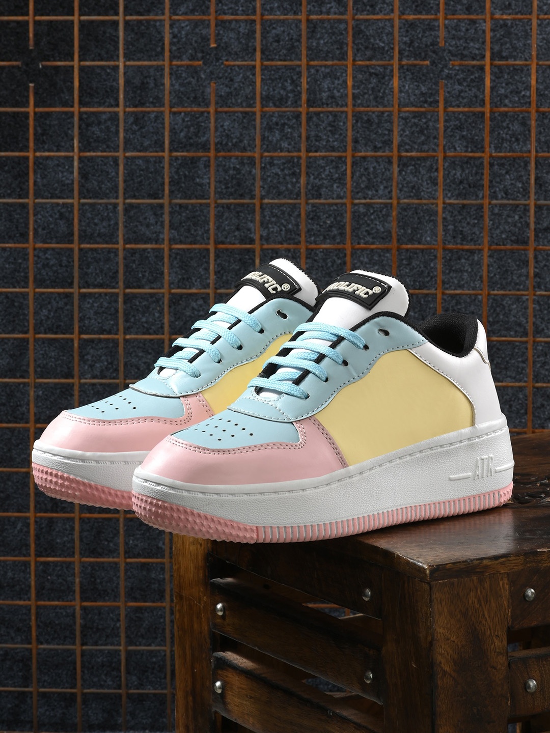 

Prolific Women Colourblocked Sneakers, Blue