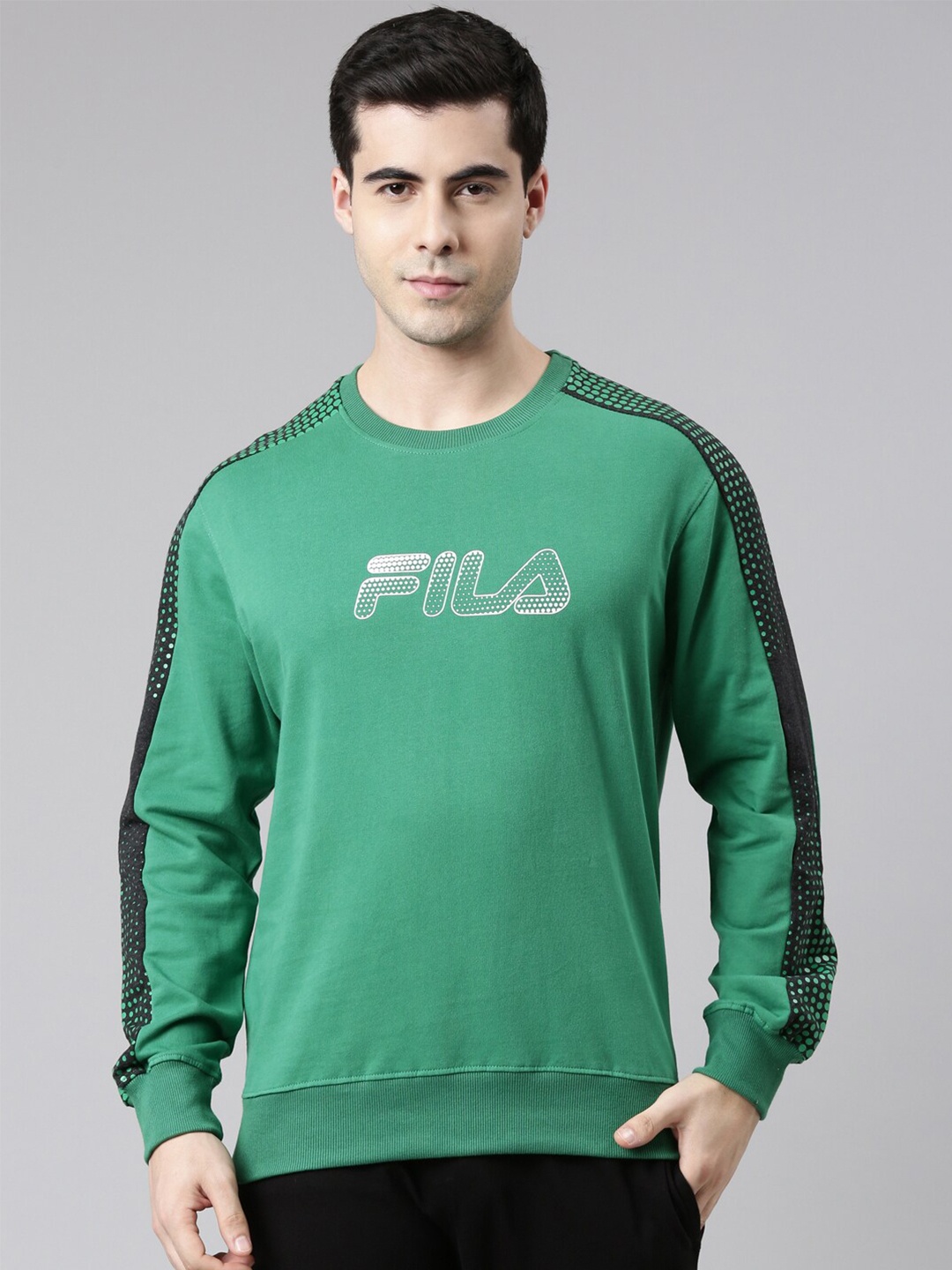 

FILA Men Green Solid Cotton Sweatshirt