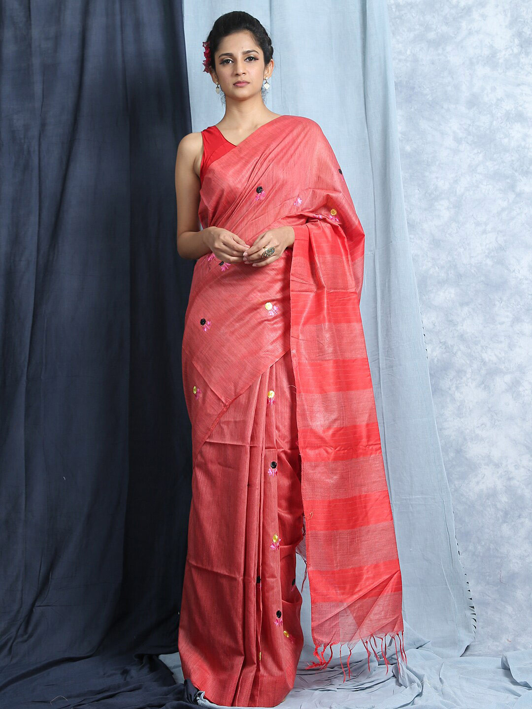 

HERE&NOW Red & Black Floral Embroidered Bhagalpuri Saree