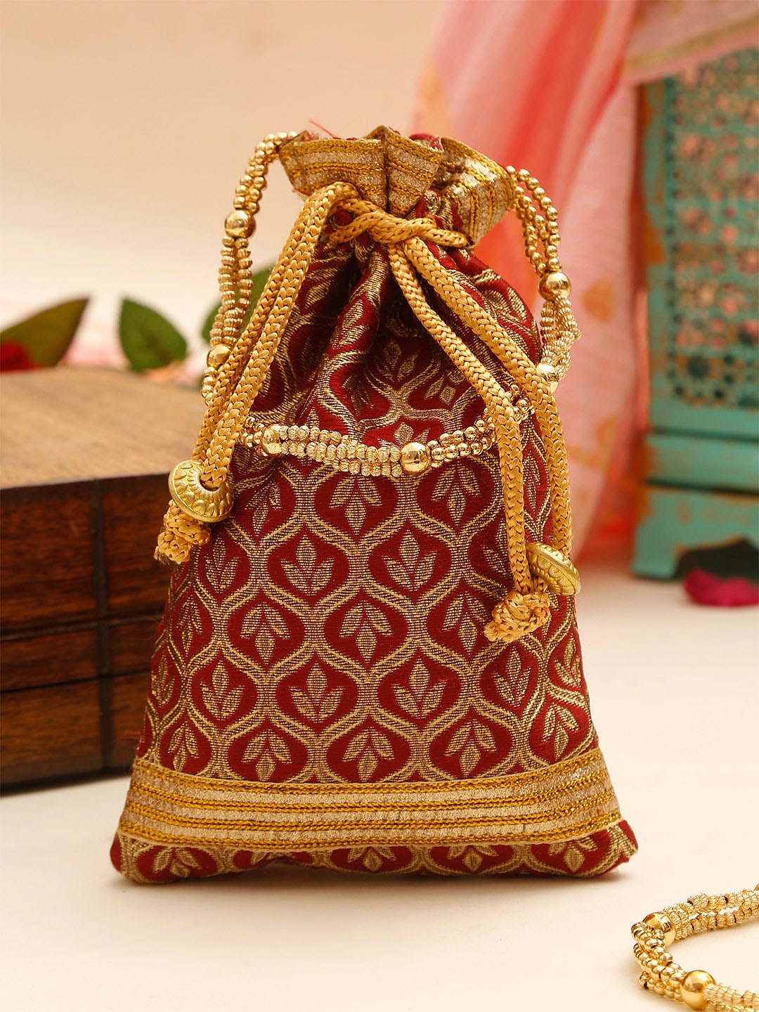

GLAM STORY Printed Potli Clutch, Maroon