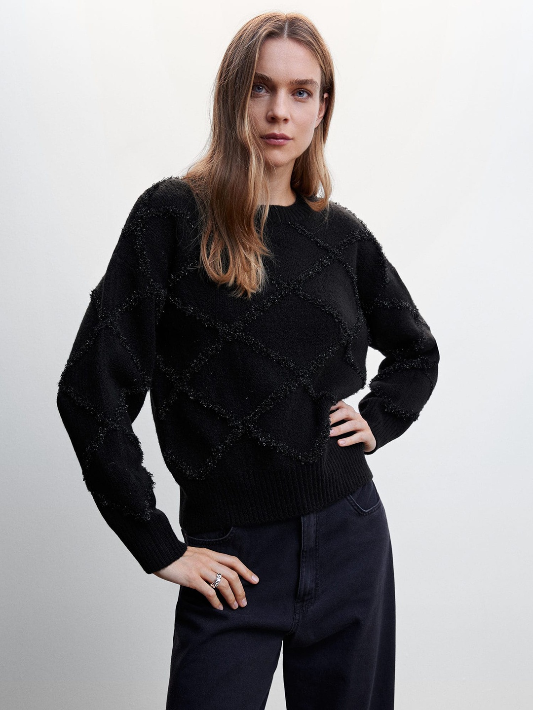 

MANGO Women Geometric Textured Pullover, Black