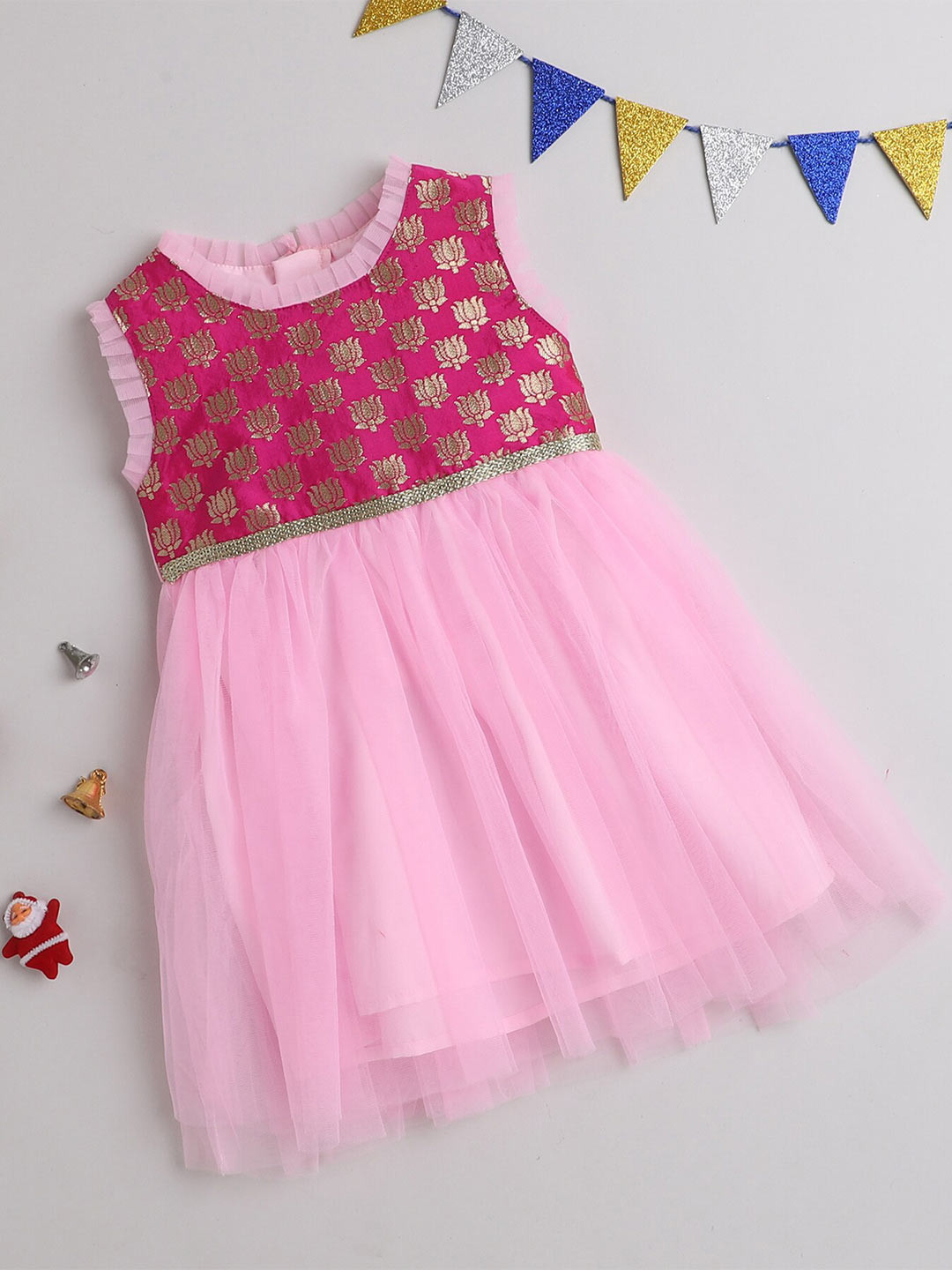 

MANY FROCKS & Pink Floral Net Dress