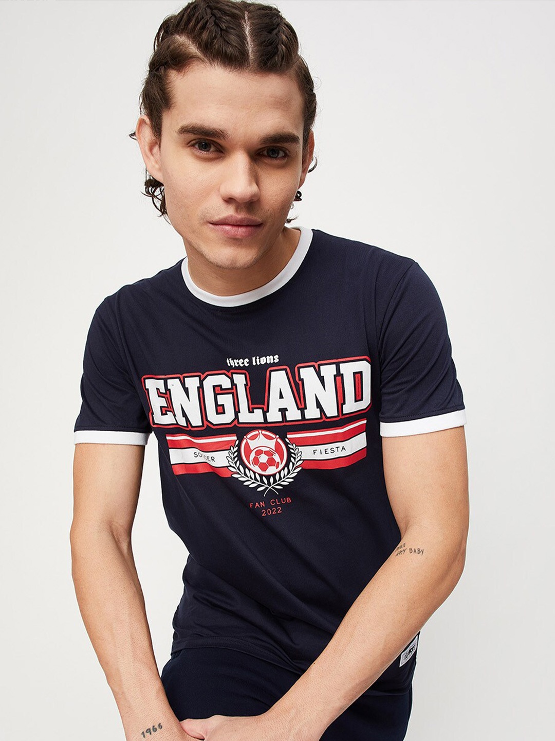 

max Men Blue Typography Printed Cotton T-shirt
