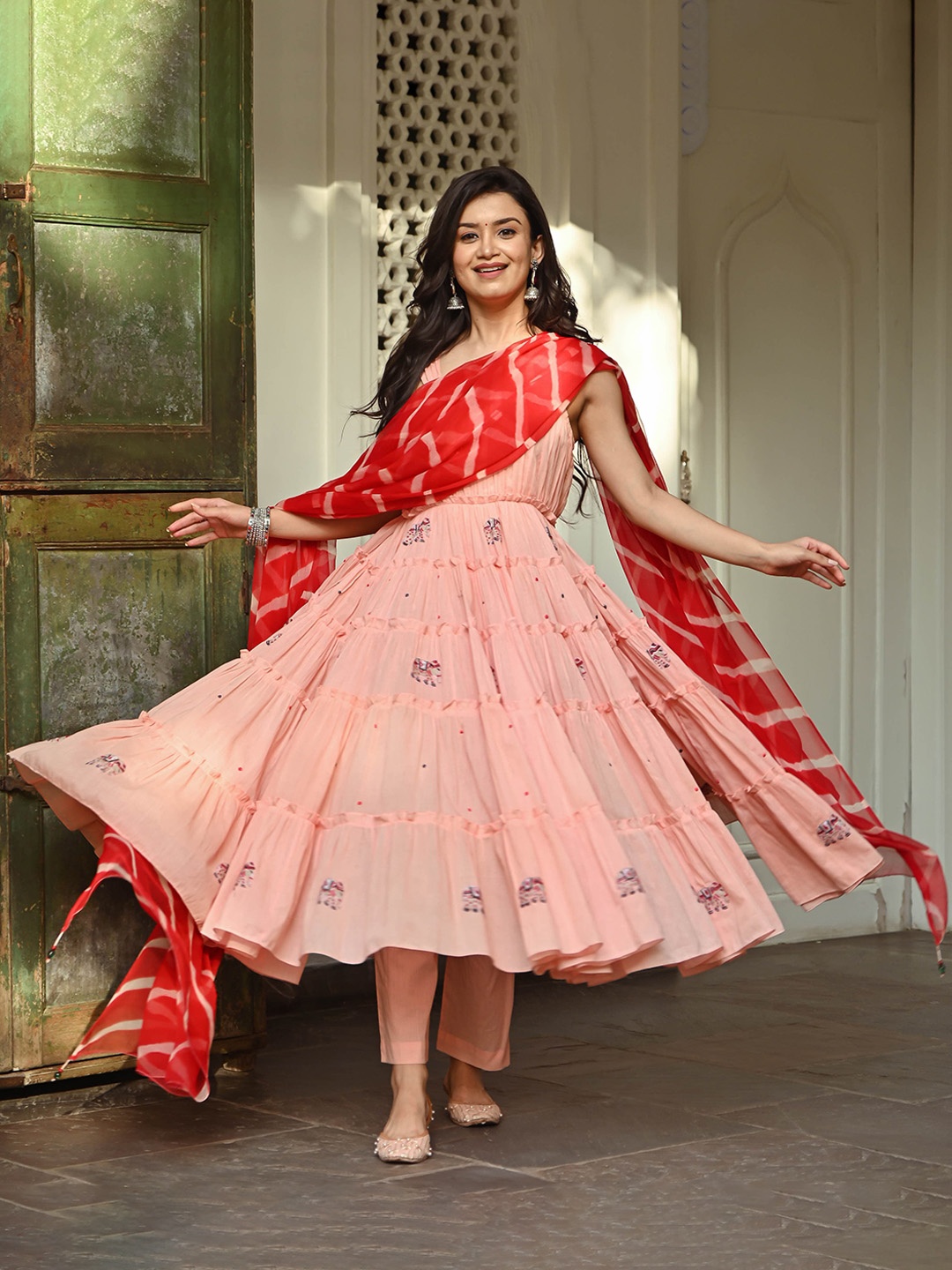 

Bunaai Animal Printed Pure Cotton Kurta with Trousers & Dupatta, Peach