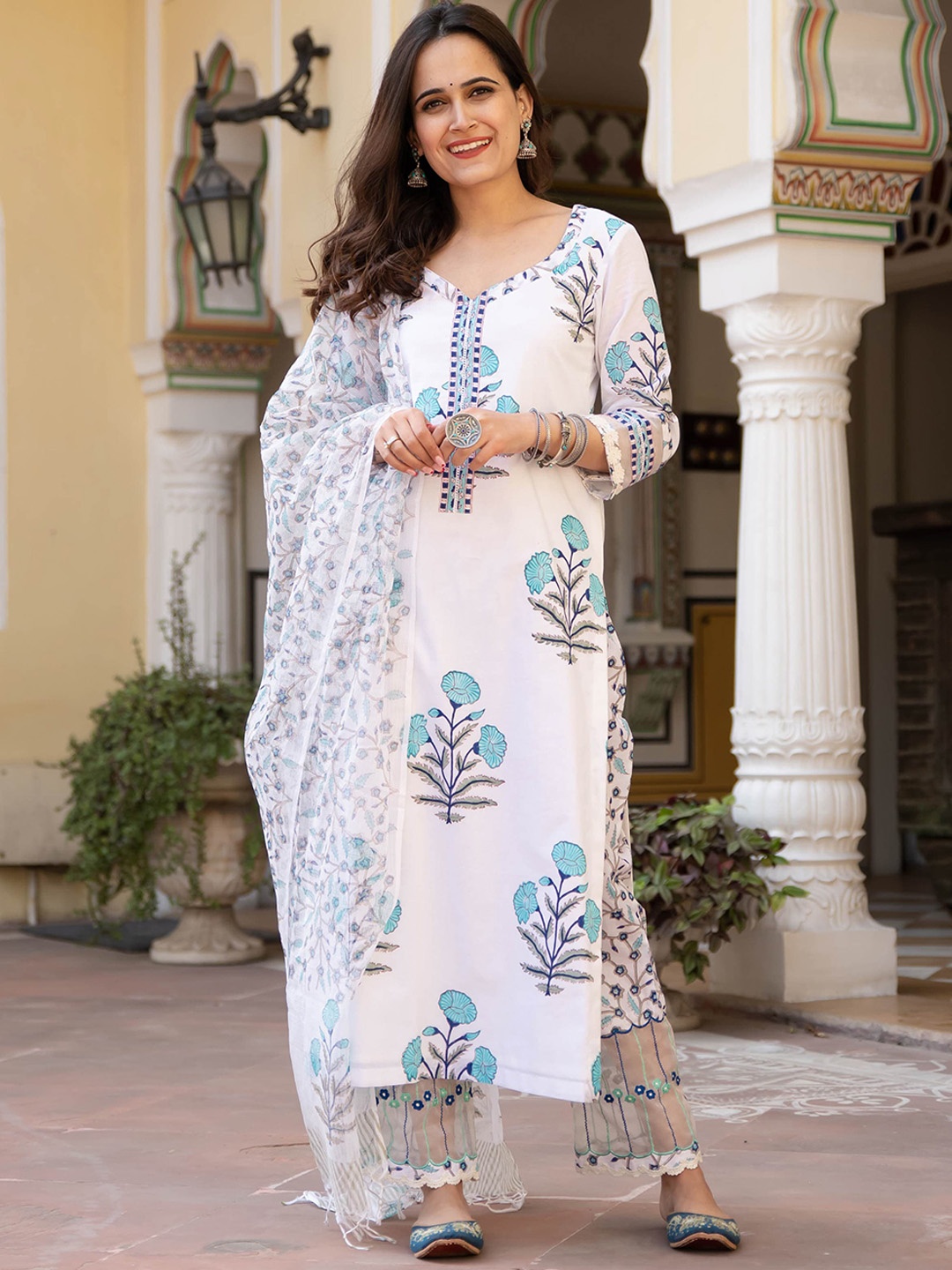 

Bunaai Floral Printed Pure Cotton Kurta with Palazzos & Dupatta, White