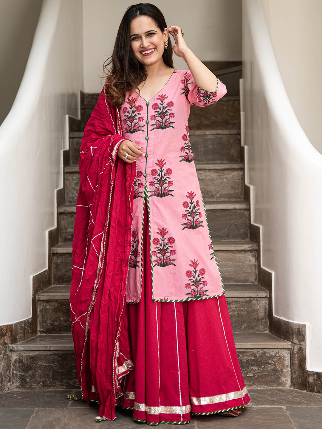 

Bunaai Floral Printed Pure Cotton Kurta with Sharara & Dupatta, Pink