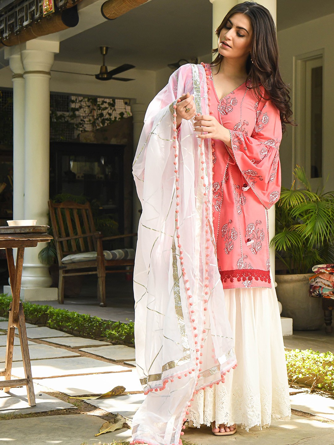 

Bunaai Floral Printed Pure Cotton Kurta with Sharara & Dupatta, Pink