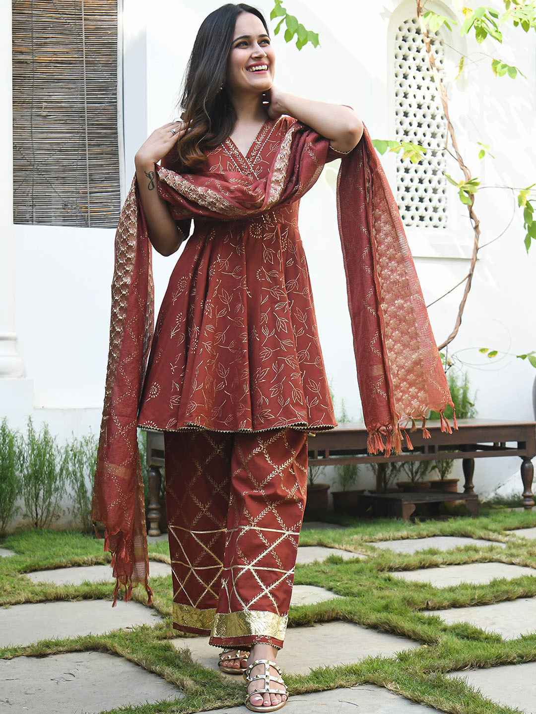 

Bunaai Floral Printed Pure Cotton Kurta with Palazzos & Dupatta, Rust