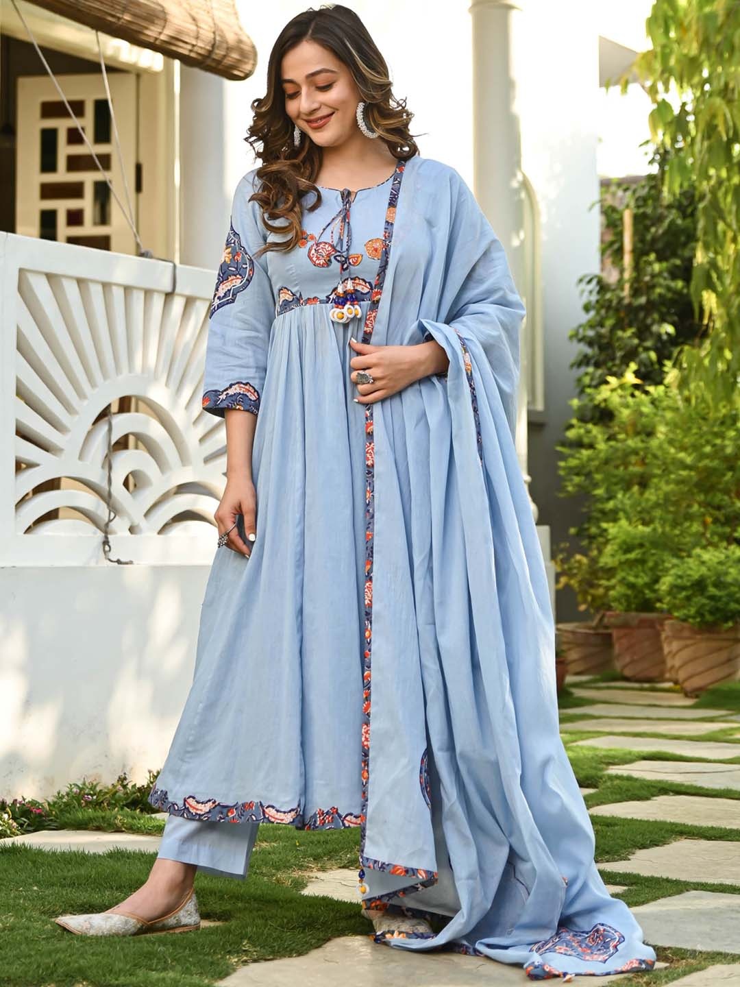 

Bunaai Ethnic Motifs Printed Pure Cotton Kurta with Palazzos & Dupatta, Blue