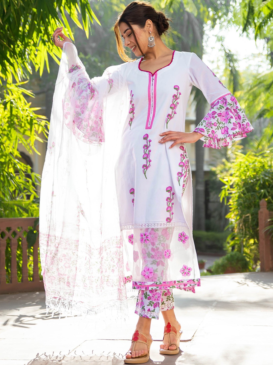 

Bunaai Floral Printed Pure Cotton Kurta with Trousers & Dupatta, White