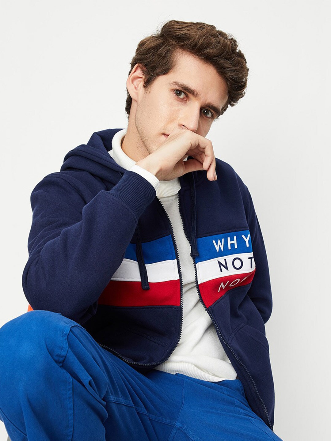 

max Men Blue Printed Hooded Sweatshirt