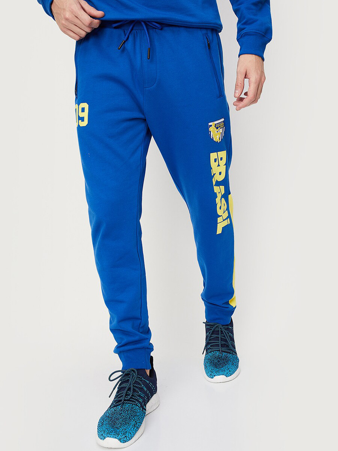 

max Men Drawstring Printed Joggers, Blue