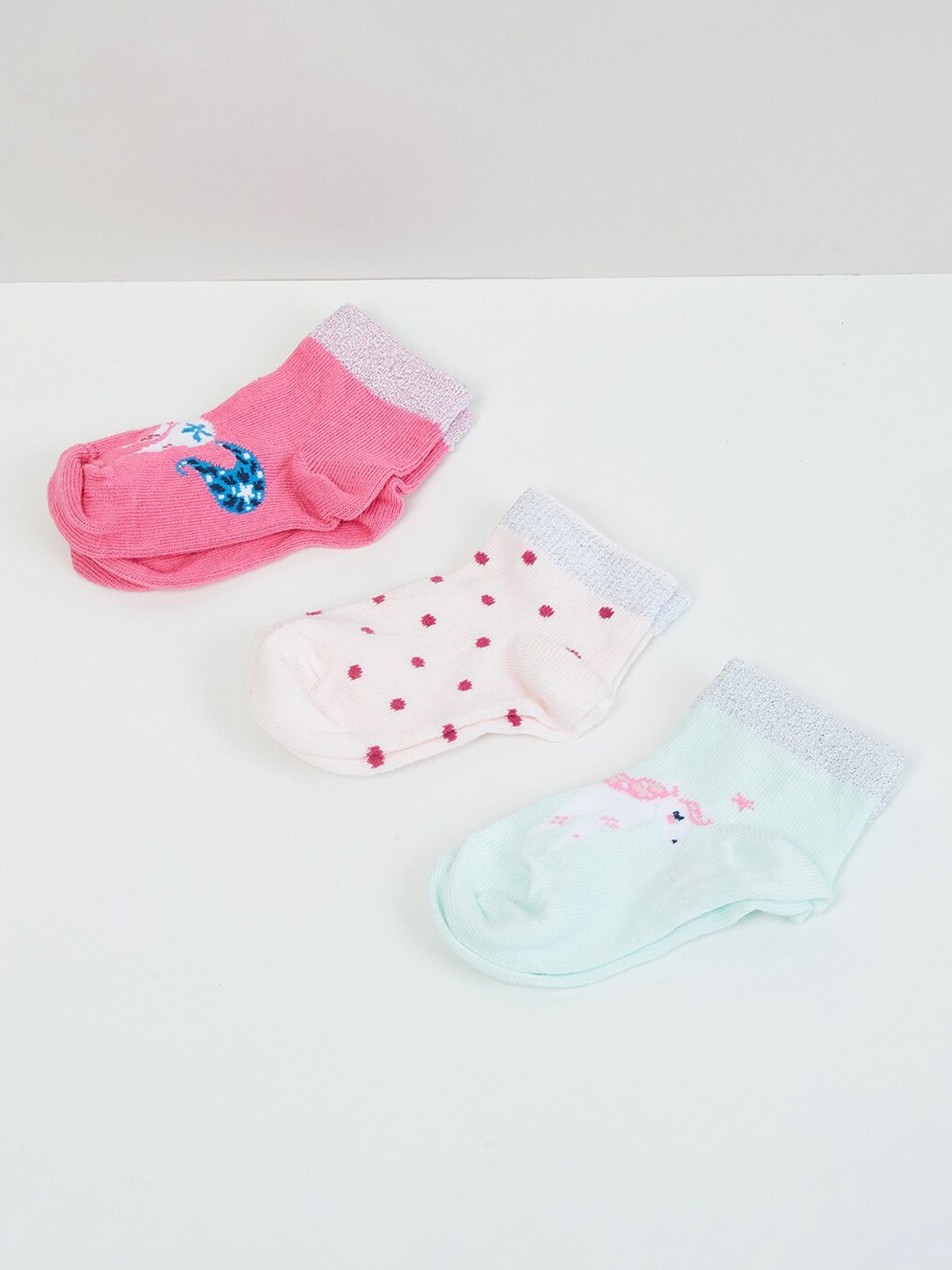 

max Girls Pack of 3 Patterned Ankle Length Socks, Pink