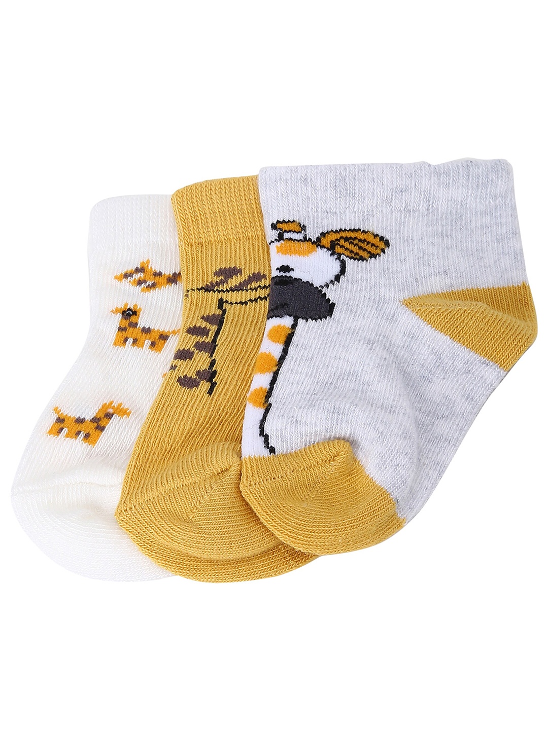 

max Boys Pack Of 3 Printed Ankle Length Socks, White