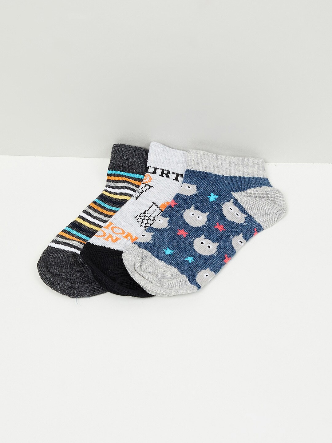 

max Boys Pack Of 3 Patterned Socks, Grey