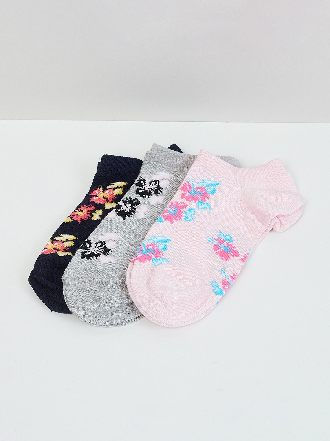 

max Women Pack Of 3 Patterned Ankle Length Cotton Socks, Pink