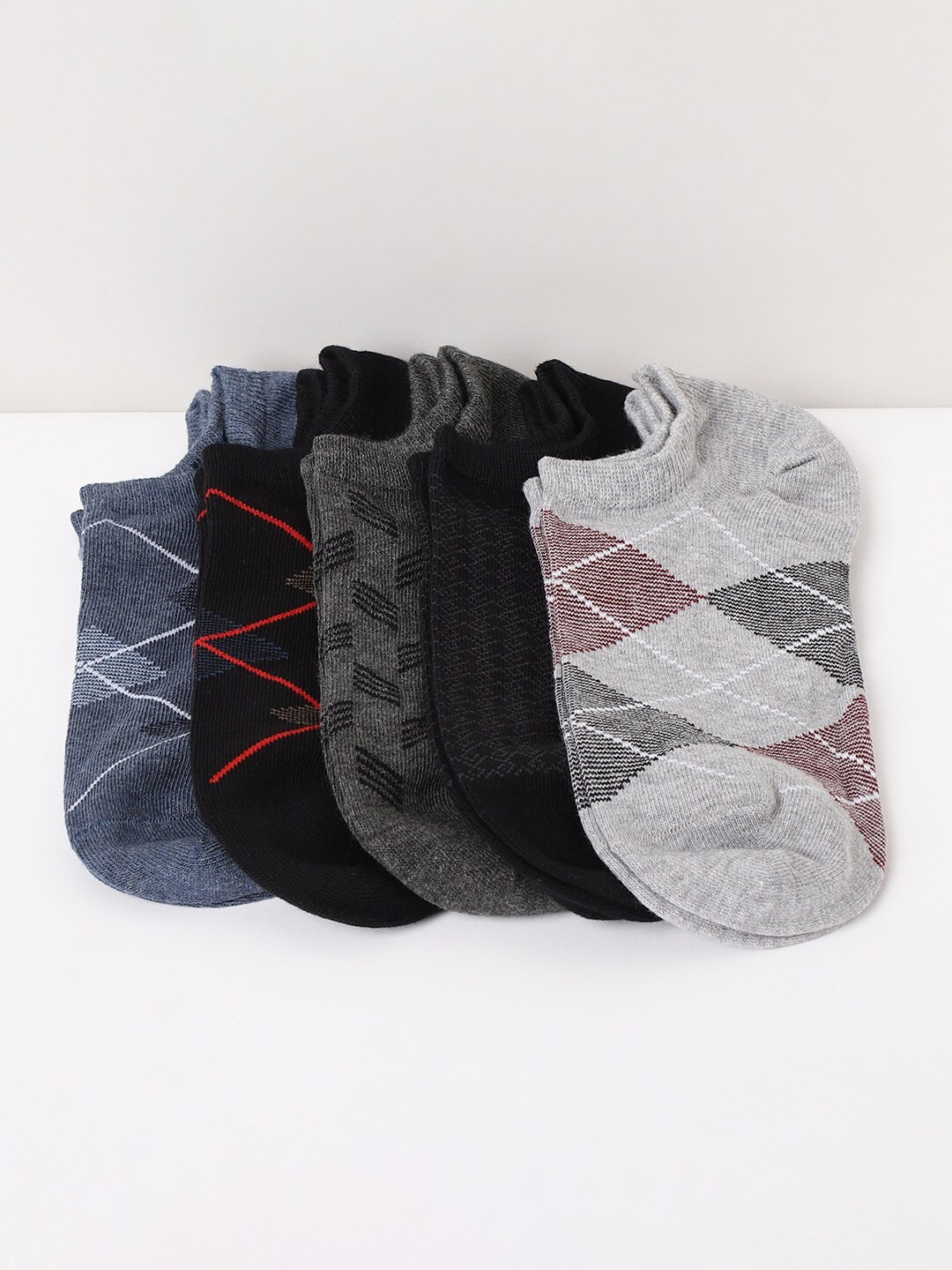 

max Men Pack Of 3 Patterned Shoe liners Socks, Black