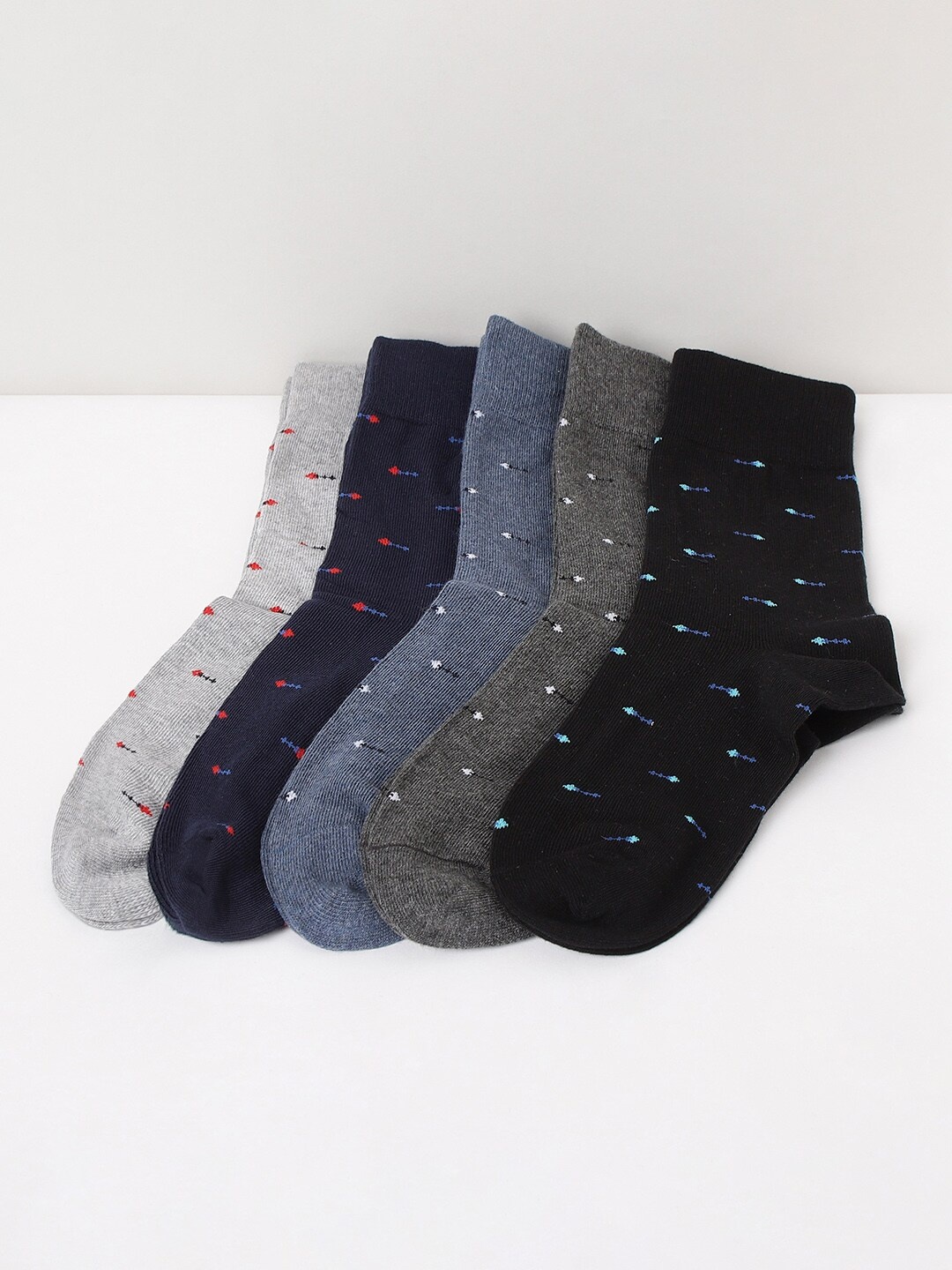 

max Men Pack Of 5 Assorted Patterned Ankle Length Socks