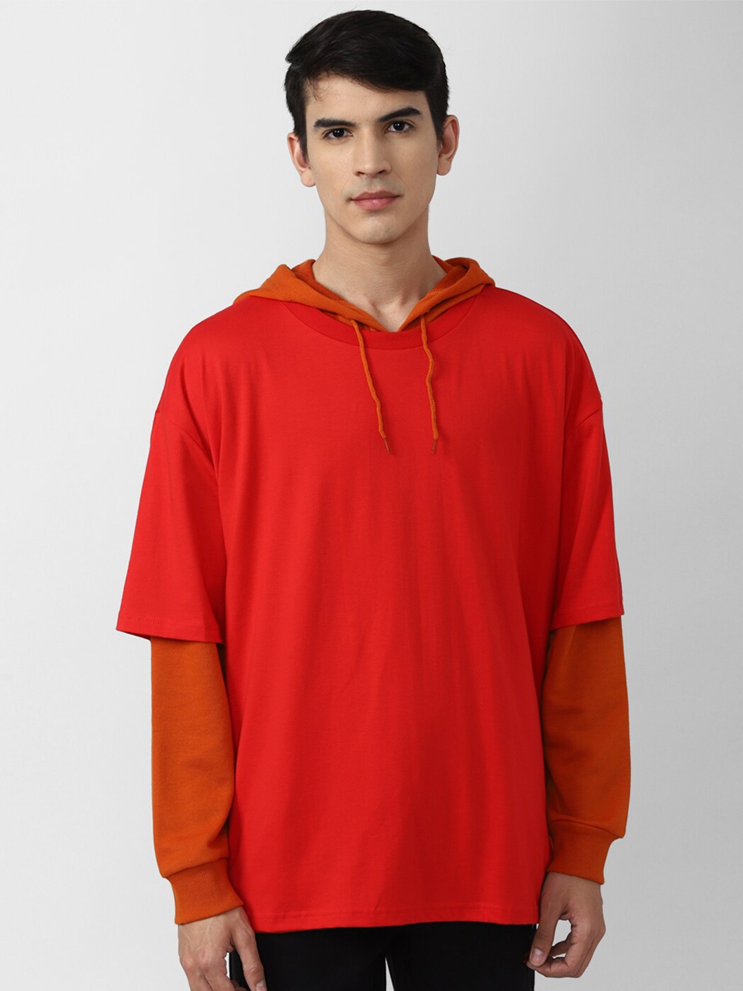 

FOREVER 21 Men Red Solid Hooded Sweatshirt