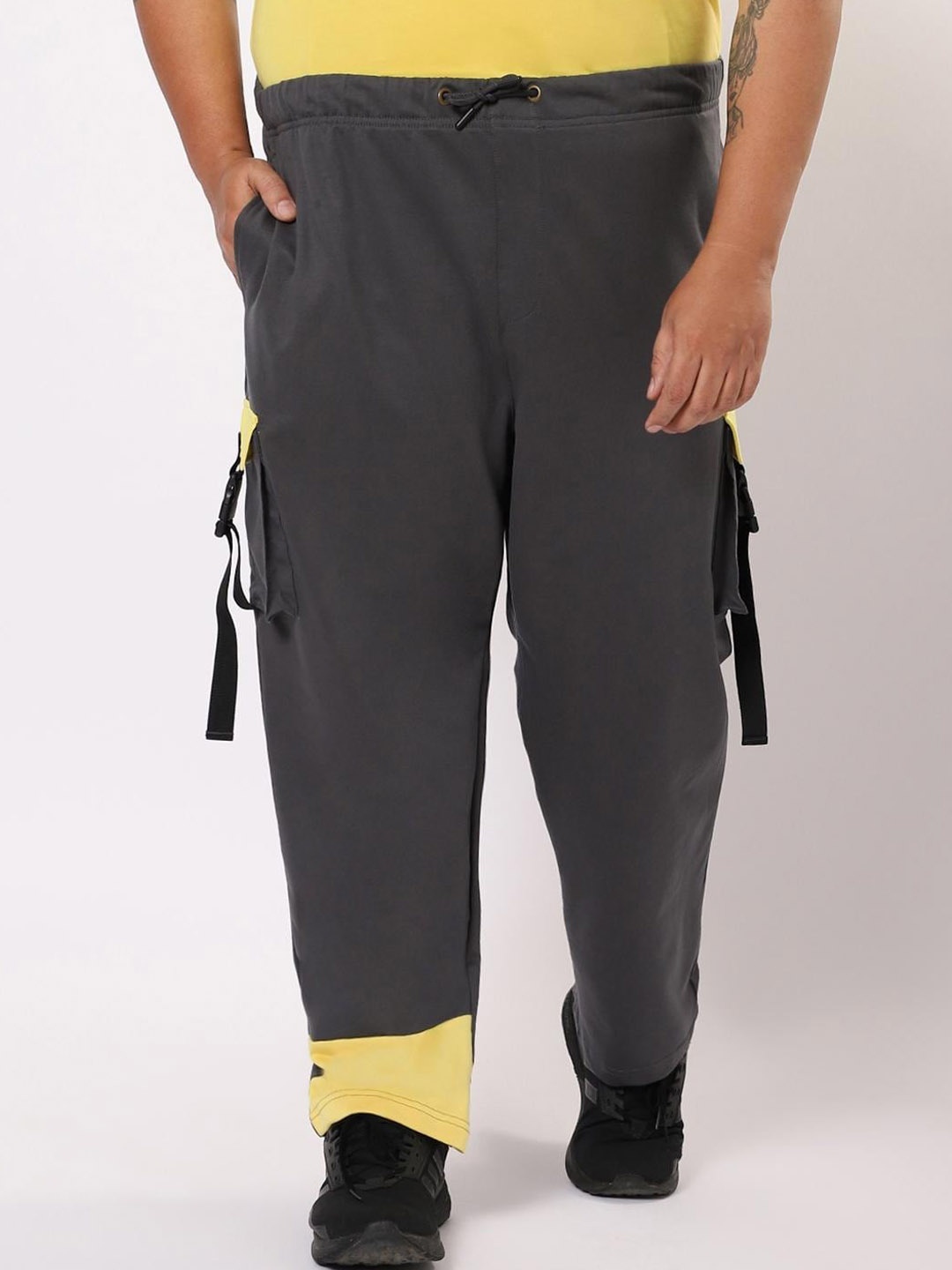 

Bewakoof Plus Men Drawstrings Cotton Track Pants, Grey
