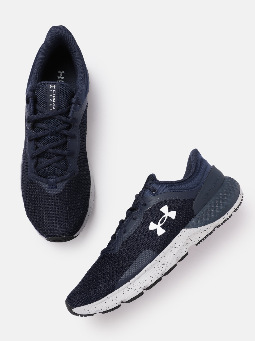 

UNDER ARMOUR Men Woven Design Charged Escape 4 Running Shoes, Navy blue