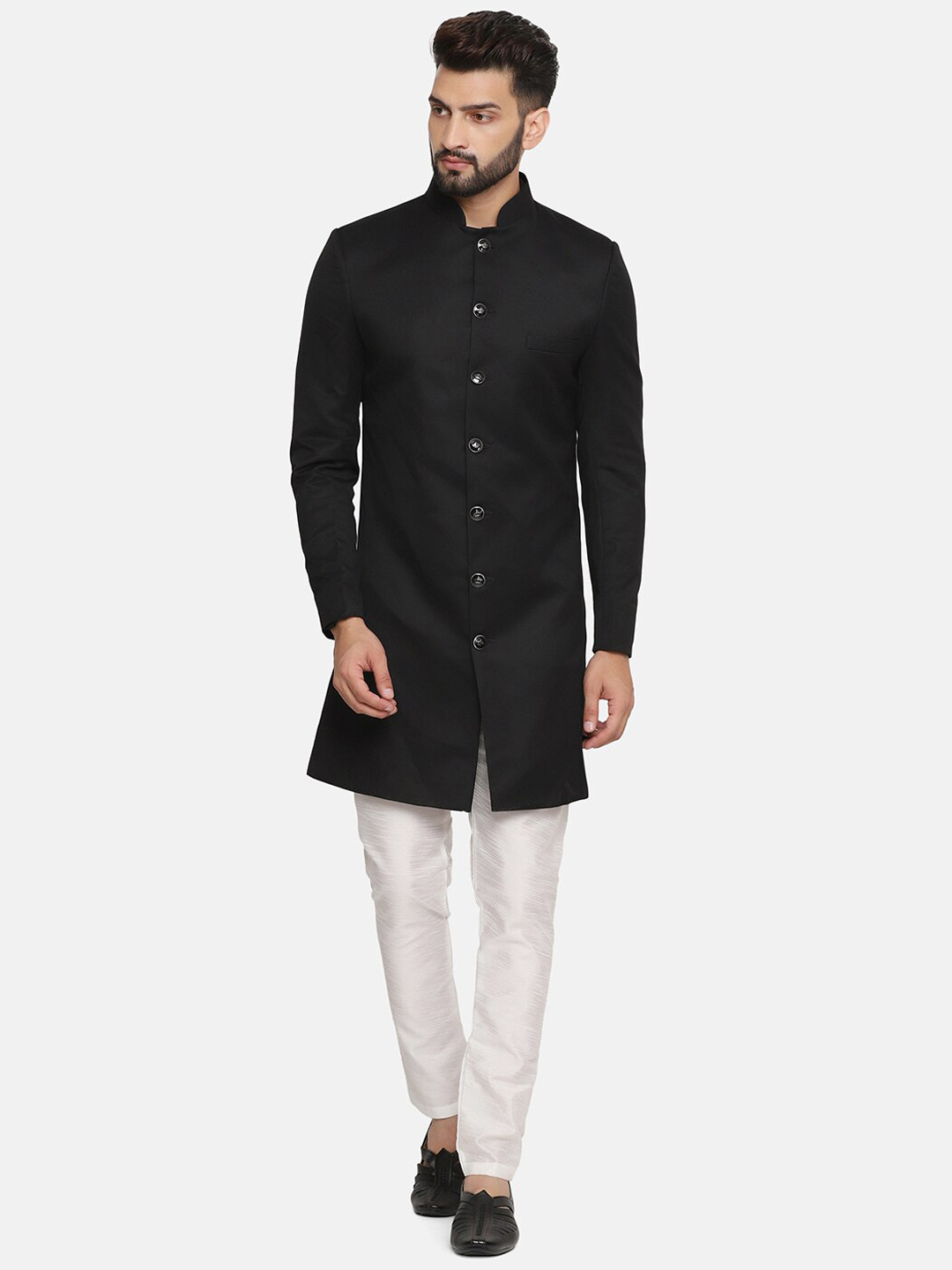 

TAHVO Men Black Solid Cotton Sherwani