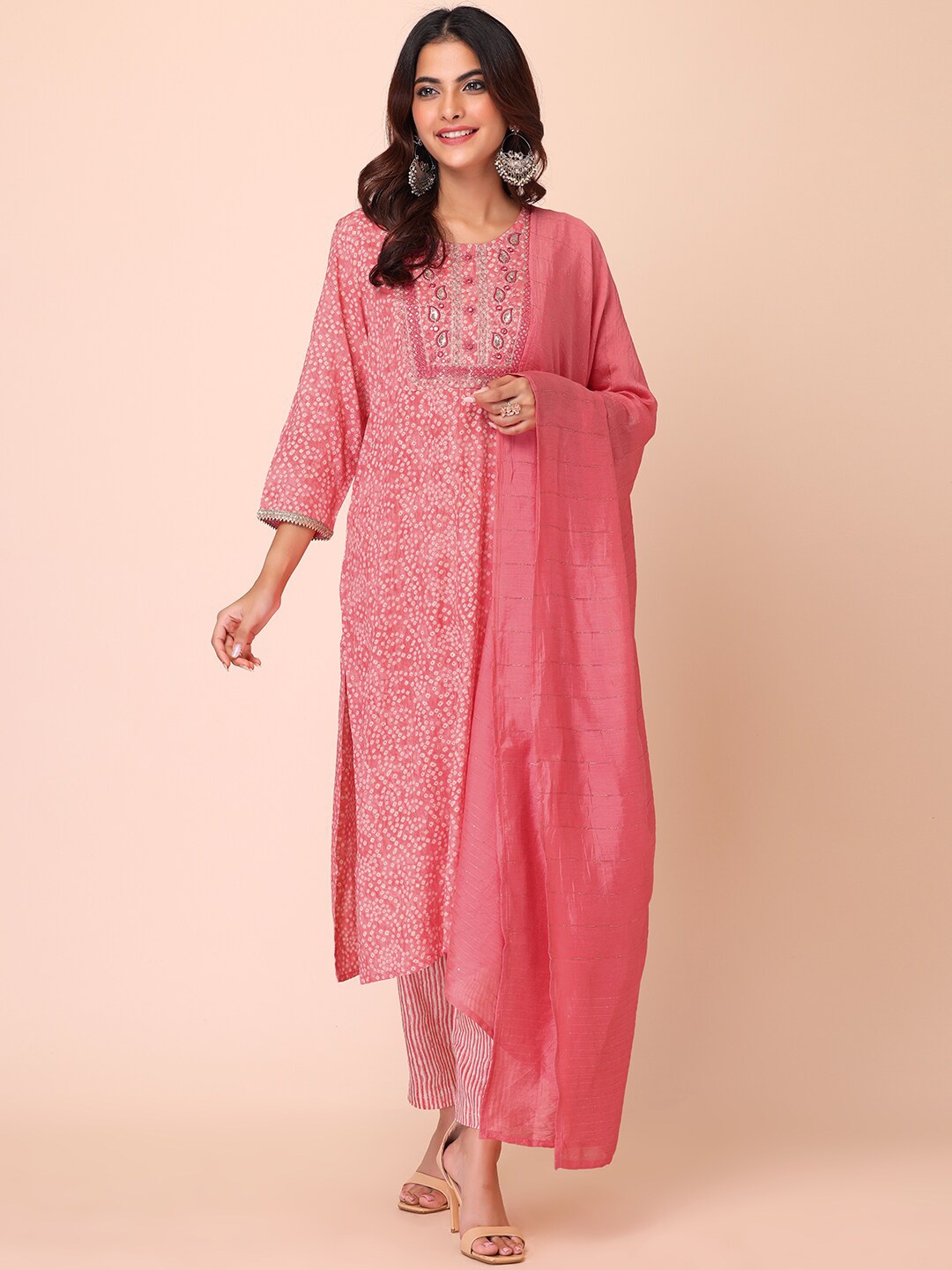 

INDYA Ethnic Motifs Printed Kurti with Trousers & With Dupatta, Pink