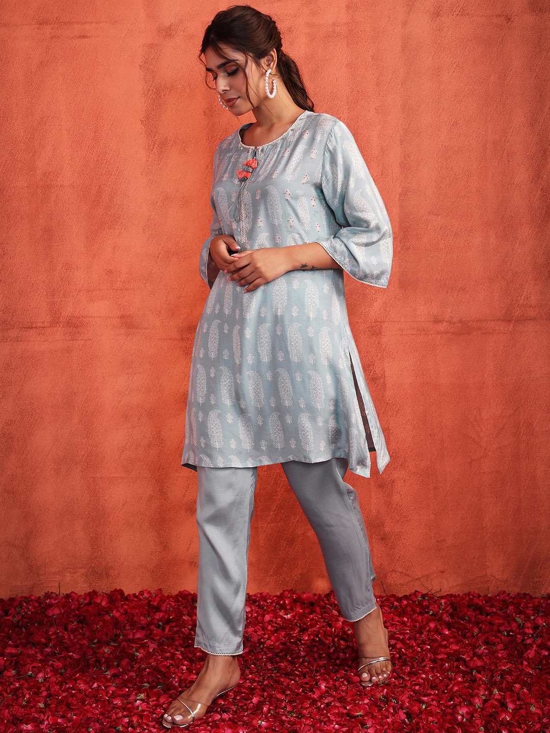 

INDYA Women Paisley Printed Kurti With Trousers, Blue