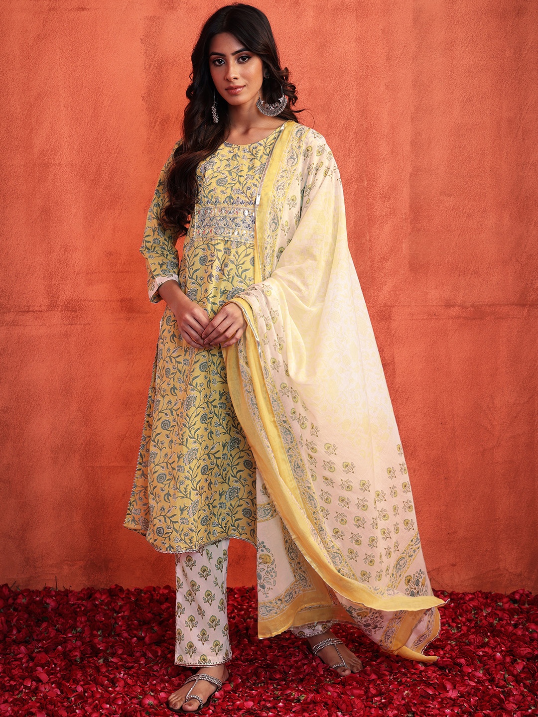 

INDYA Women Floral Printed Gotta Patti Pure Cotton Kurta With Trousers & Dupatta, Yellow